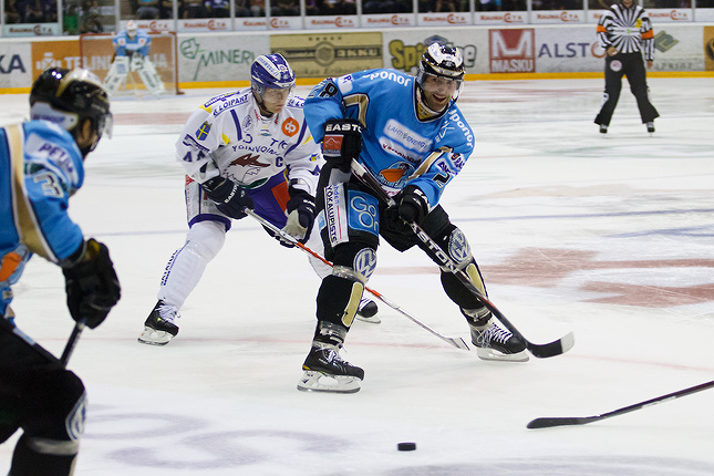 5.8.2011 - (Pelicans-Lukko)