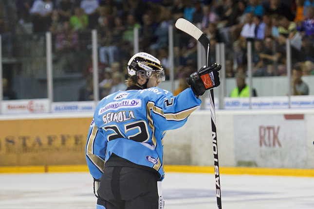 5.8.2011 - (Pelicans-Lukko)