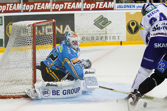 5.8.2011 - (Pelicans-Lukko)