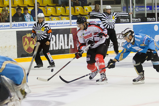 5.8.2011 - (Pelicans-Ässät)