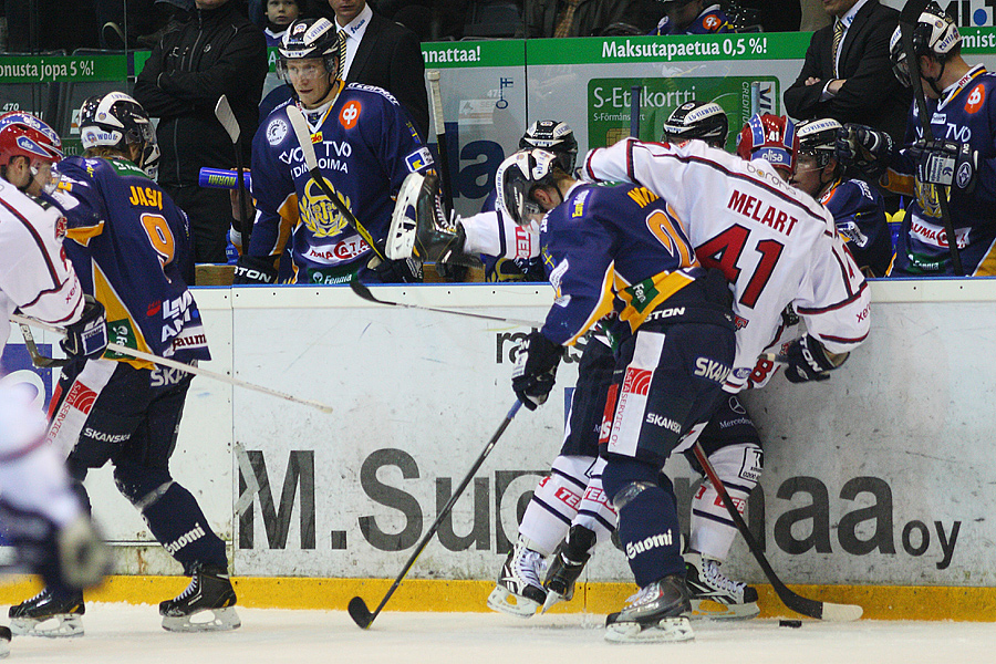 19.10.2012 - (Lukko-HIFK)