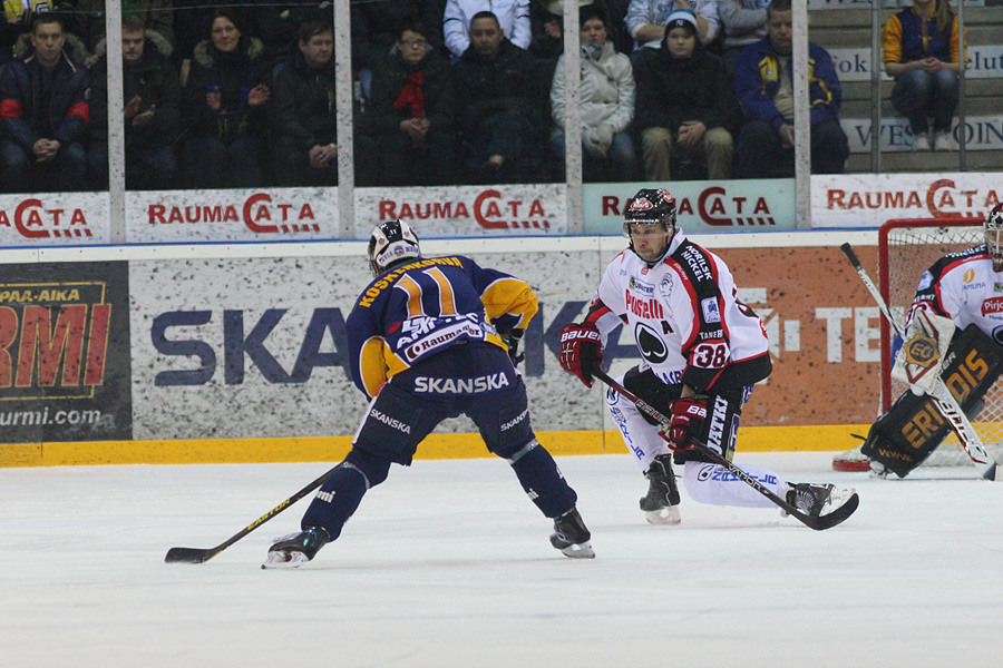 7.12.2012 - (Lukko-Ässät)