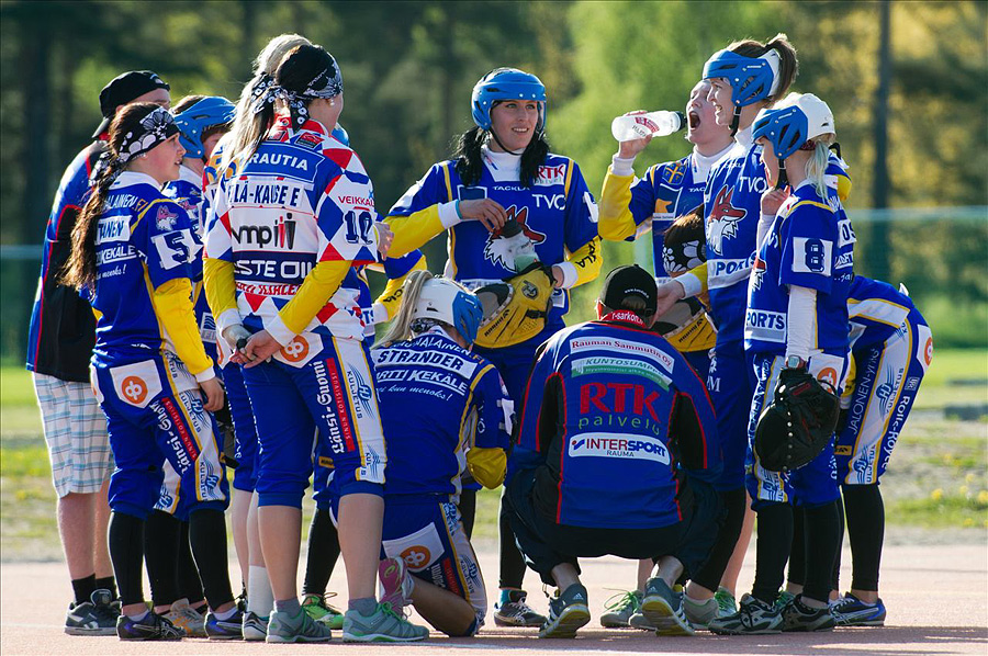 23.5.2012 - (Lukko N-Pesäkarhut N)