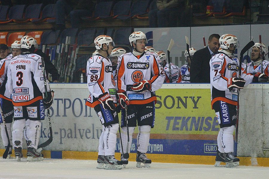 18.9.2012 - (Lukko-HPK)