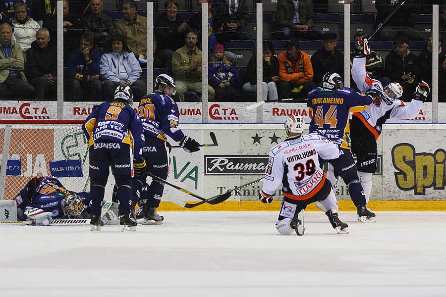 18.9.2012 - (Lukko-HPK)