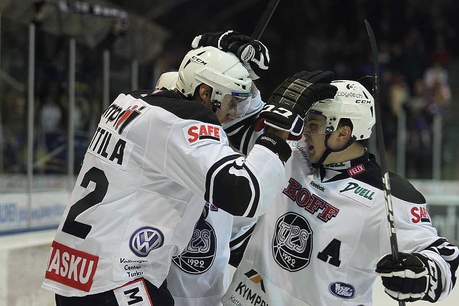 2.1.2013 - (Lukko-TPS)