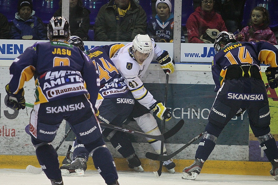 27.9.2013 - (Lukko-Blues)