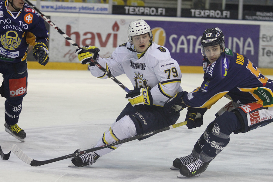 24.3.2014 - (Lukko-Blues)