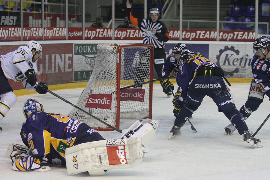 24.3.2014 - (Lukko-Blues)