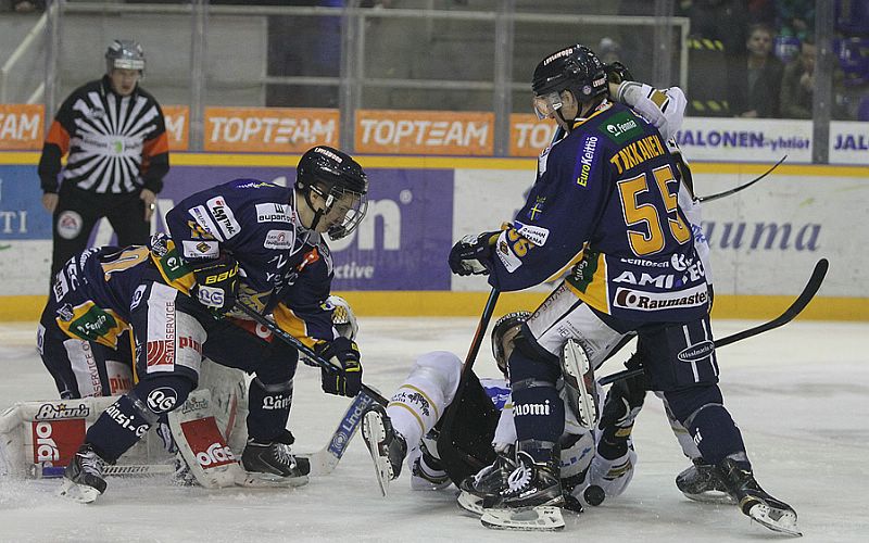 26.2.2015 - (Lukko-Kärpät)