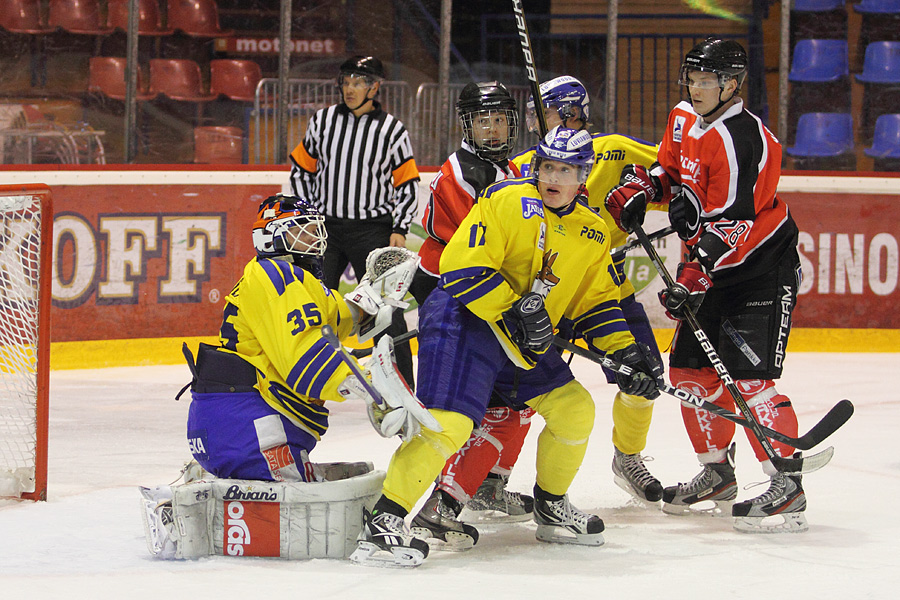 12.10.2011 - (Ässät A-Lukko A)