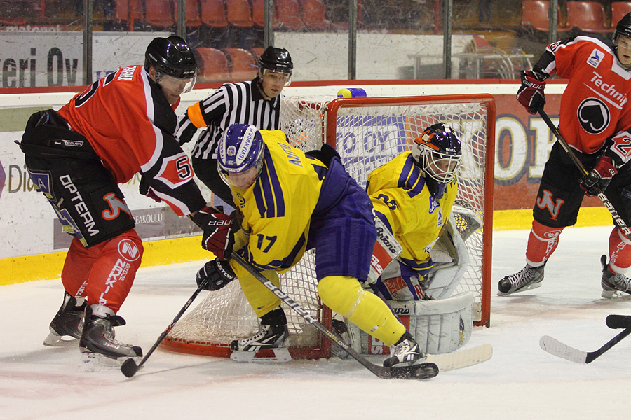 12.10.2011 - (Ässät A-Lukko A)