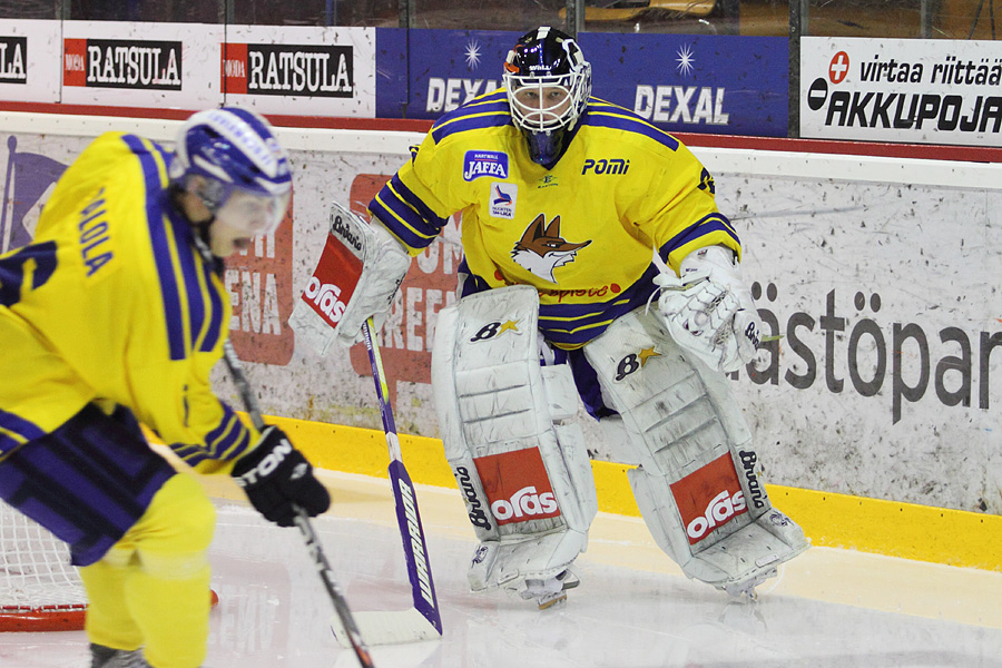 12.10.2011 - (Ässät A-Lukko A)