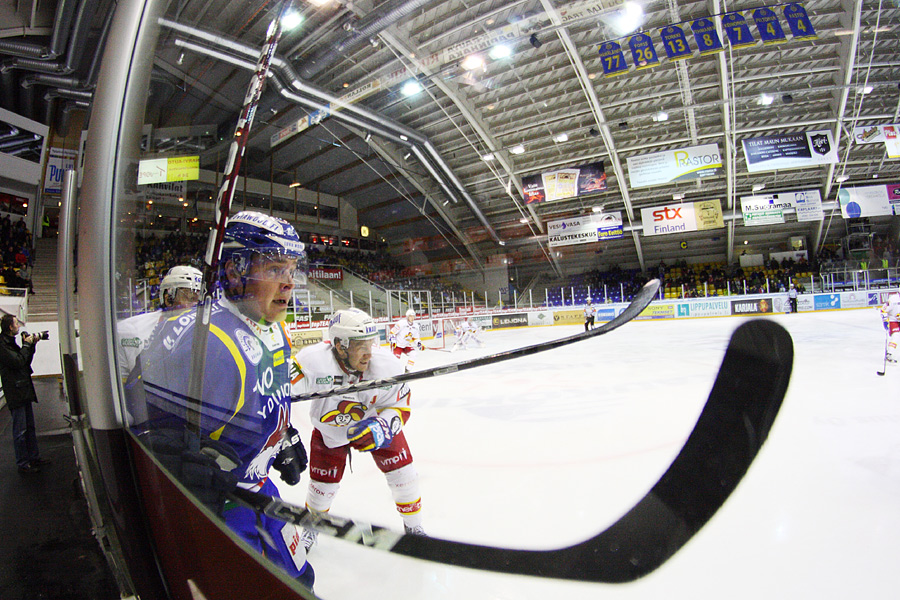 7.12.2011 - (Lukko-Jokerit)