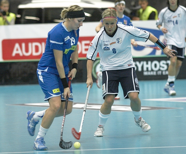 12.12.2009 - (Suomi N-Tshekki N)