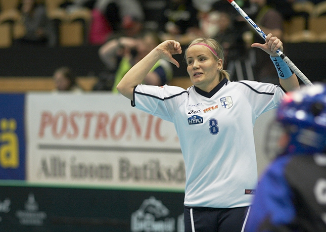 12.12.2009 - (Suomi N-Tshekki N)