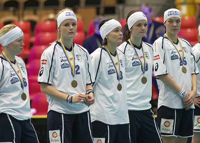 12.12.2009 - (Suomi N-Tshekki N)