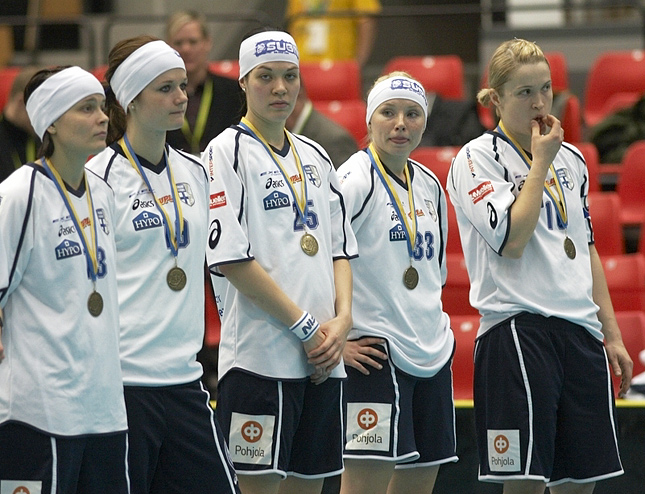 12.12.2009 - (Suomi N-Tshekki N)