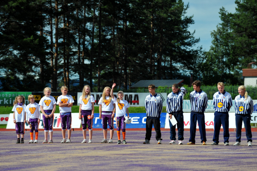 21.07.2012 - (Itä-Länsi B-tytöt )