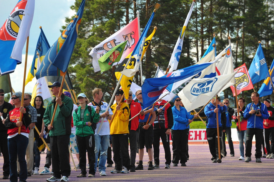 22.07.2012 - (Itä-Länsi, tenavaleirin avajaiset)