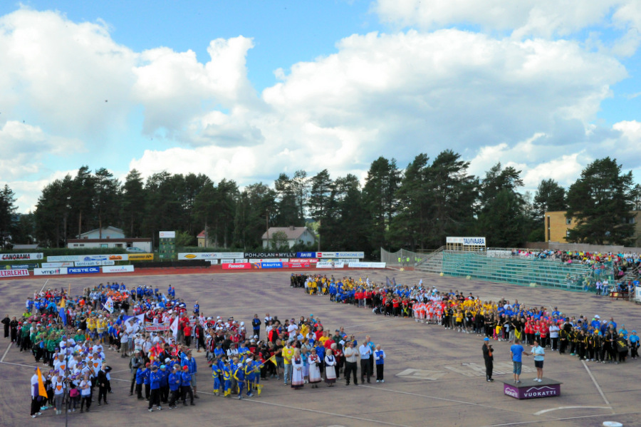 22.07.2012 - (Itä-Länsi, tenavaleirin avajaiset)