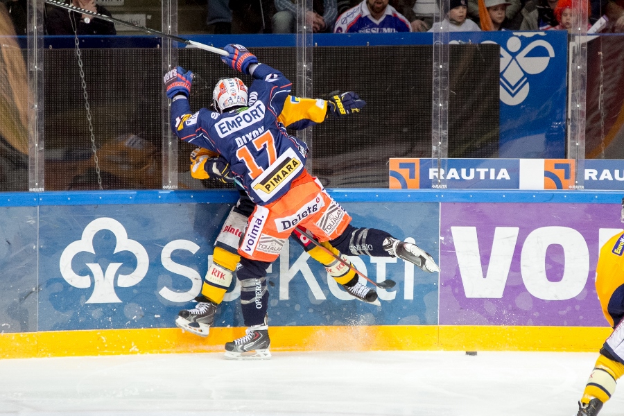 6.4.2015 - Tappara-Lukko