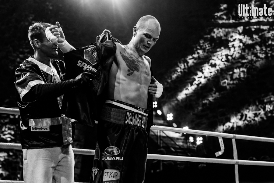 13.8.2016 Boxing Night Savonlinna: Niklas Räsänen vs Emmanuel Feuzeu