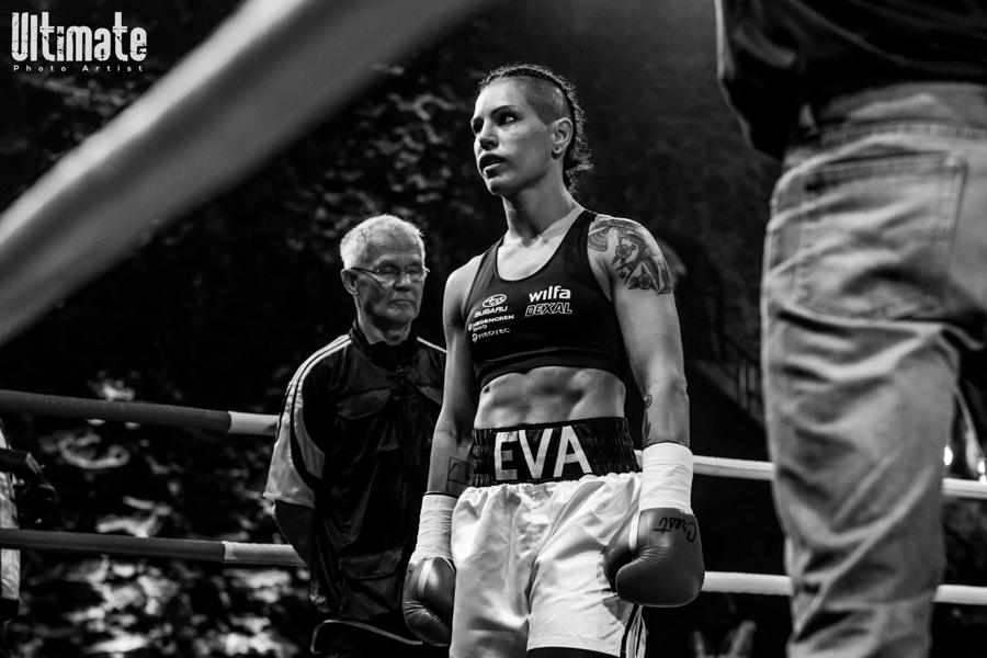 13.8.2016 Boxing Night Savonlinna: Eva Wahlström vs Jasmina Nadj