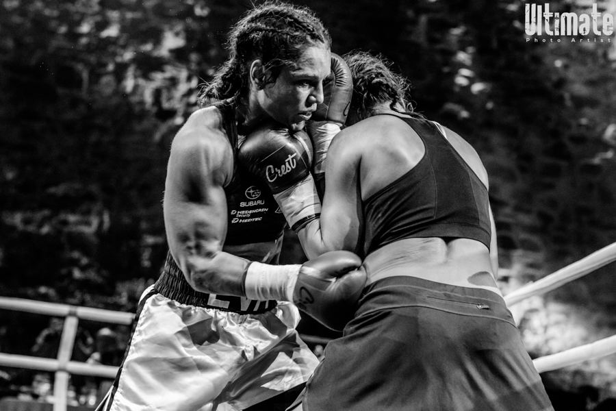 13.8.2016 Boxing Night Savonlinna: Eva Wahlström vs Jasmina Nadj