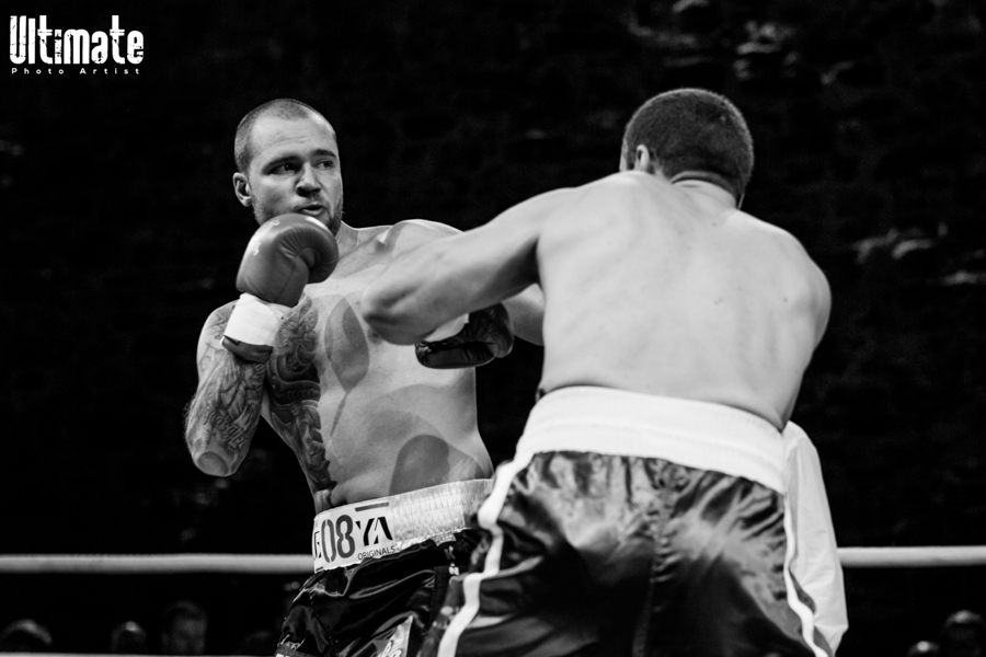 13.8.2016 Boxing Night, Savonlinna: Gennadi Mentsikainen - Radenko Kovac 