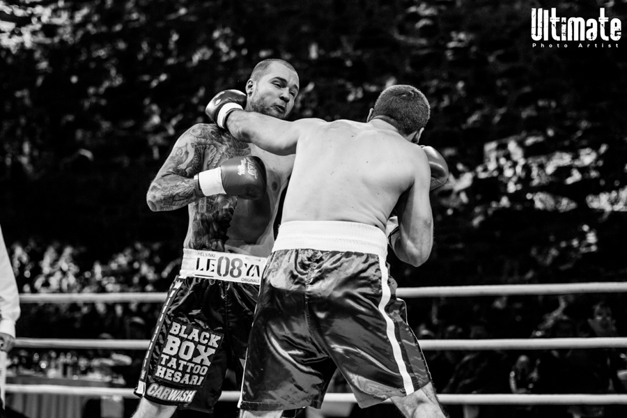 13.8.2016 Boxing Night, Savonlinna: Gennadi Mentsikainen - Radenko Kovac 