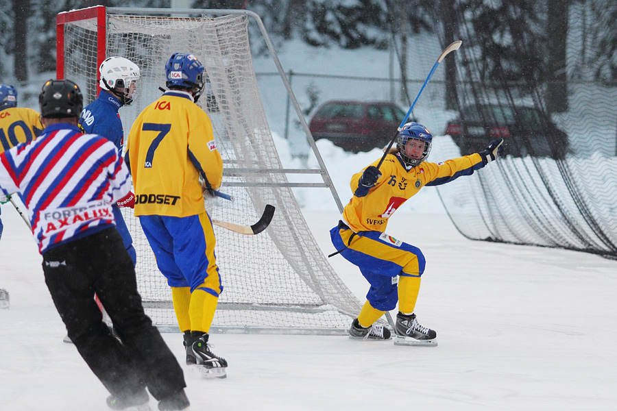 27.1.2012 - (Ruotsi U19-Suomi U19)