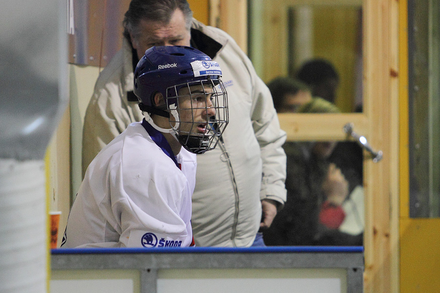 8.2.2012 - (Tsekki U18-Suomi U18)