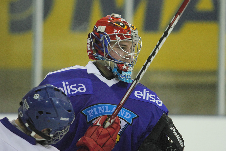 8.2.2012 - (Tsekki U18-Suomi U18)