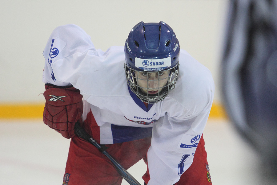 8.2.2012 - (Tsekki U18-Suomi U18)