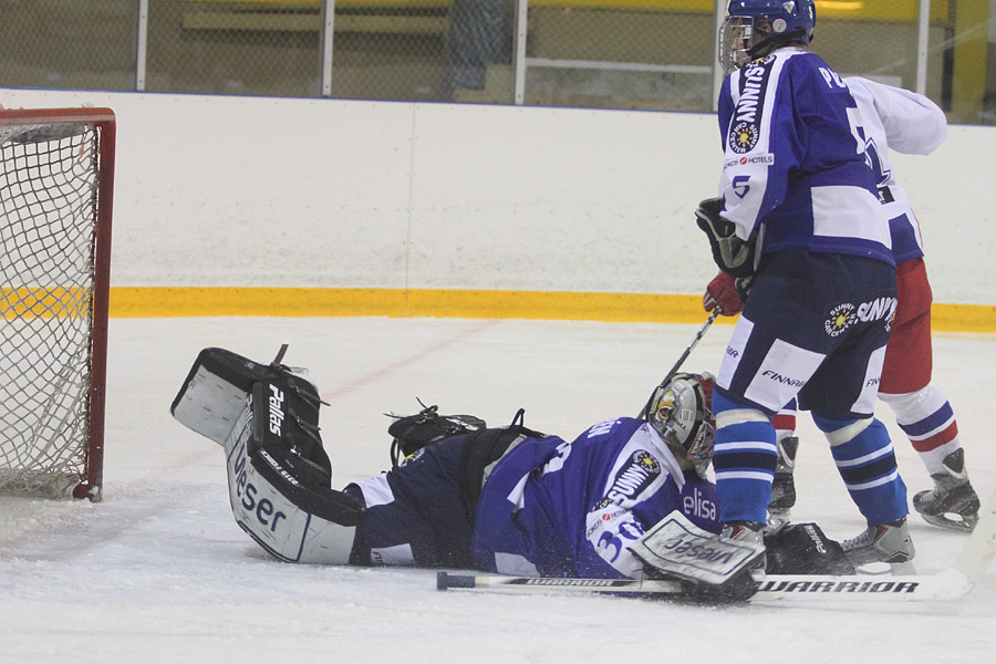 8.2.2012 - (Tsekki U18-Suomi U18)