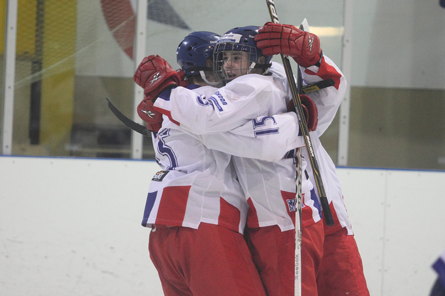 8.2.2012 - (Tsekki U18-Suomi U18)