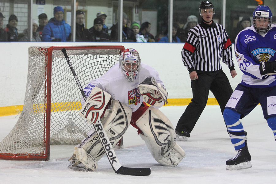 8.2.2012 - (Tsekki U18-Suomi U18)