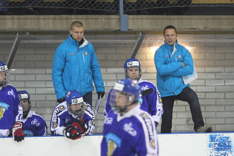 8.2.2012 - (Tsekki U18-Suomi U18)