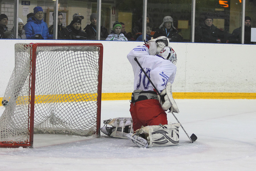 8.2.2012 - (Tsekki U18-Suomi U18)