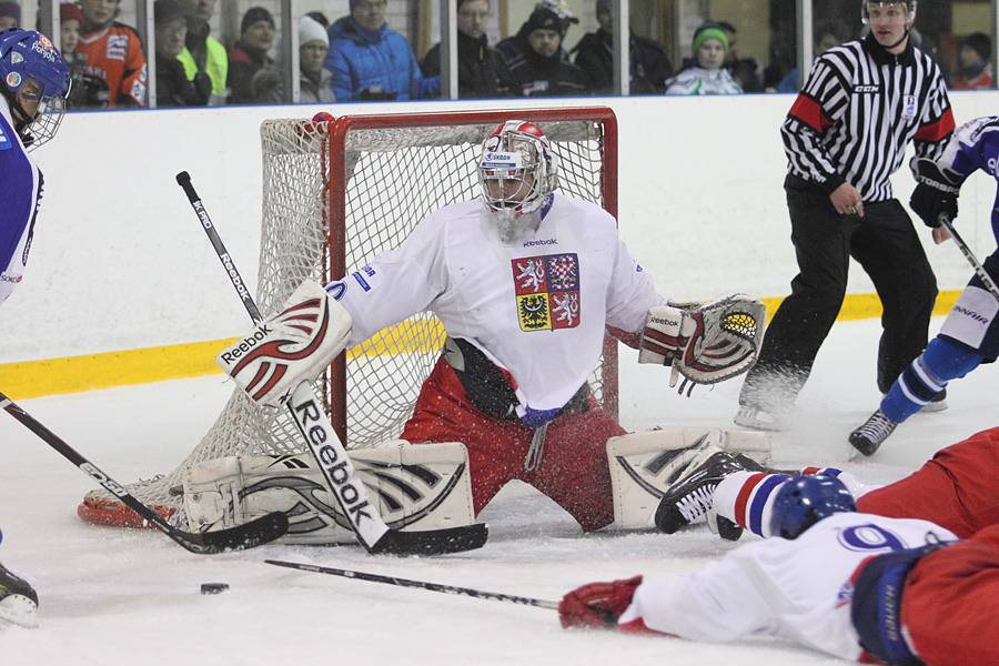 8.2.2012 - (Tsekki U18-Suomi U18)