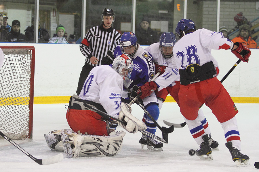 8.2.2012 - (Tsekki U18-Suomi U18)