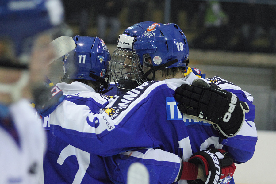 8.2.2012 - (Tsekki U18-Suomi U18)