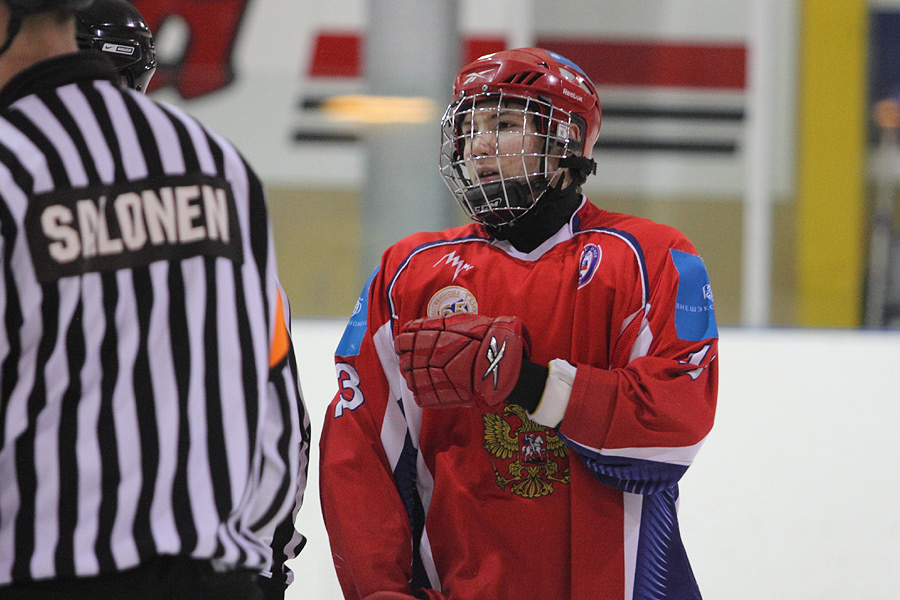 8.2.2012 - (Ruotsi U18-Venäjä U18)