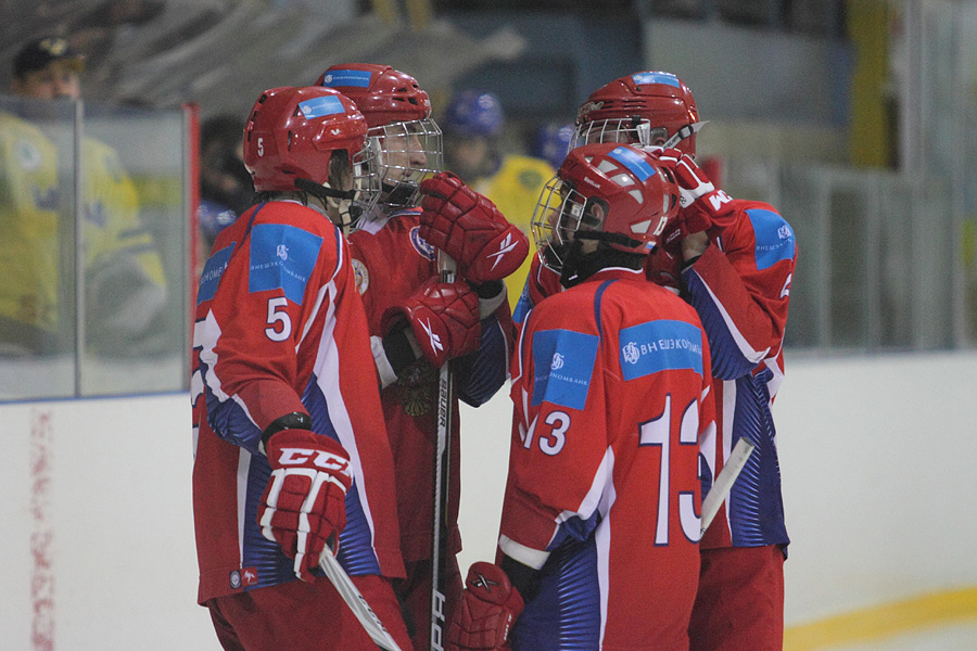 8.2.2012 - (Ruotsi U18-Venäjä U18)