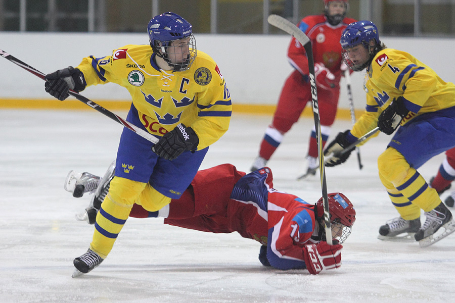 8.2.2012 - (Ruotsi U18-Venäjä U18)