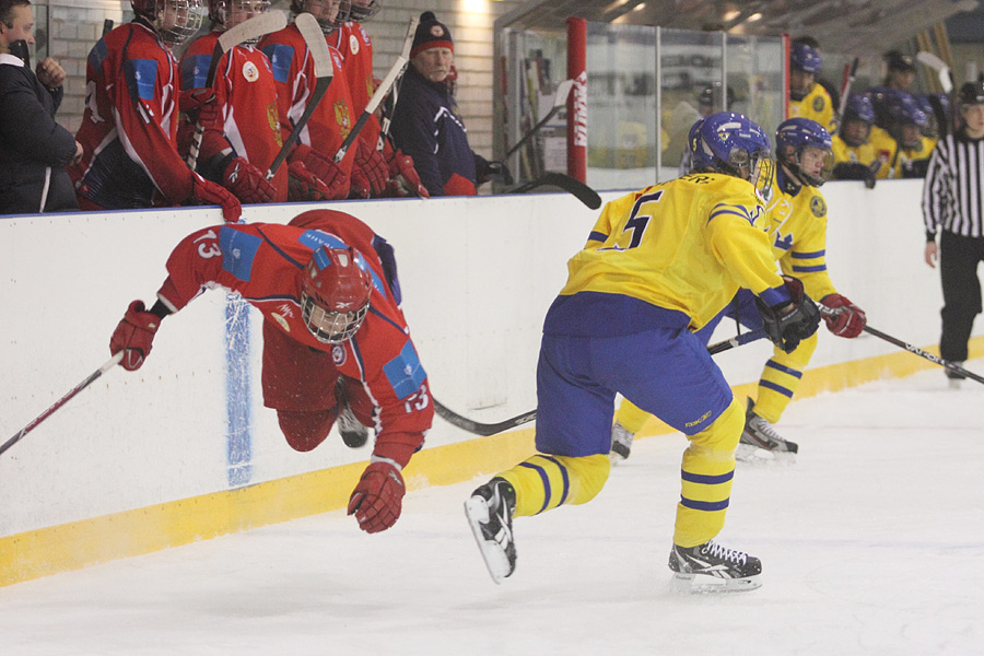 8.2.2012 - (Ruotsi U18-Venäjä U18)