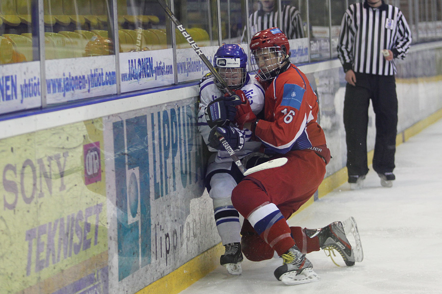 9.2.2012 - (Venäjä U18-Suomi U18)