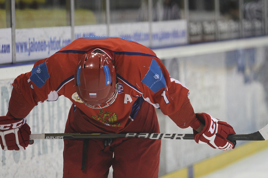 9.2.2012 - (Venäjä U18-Suomi U18)