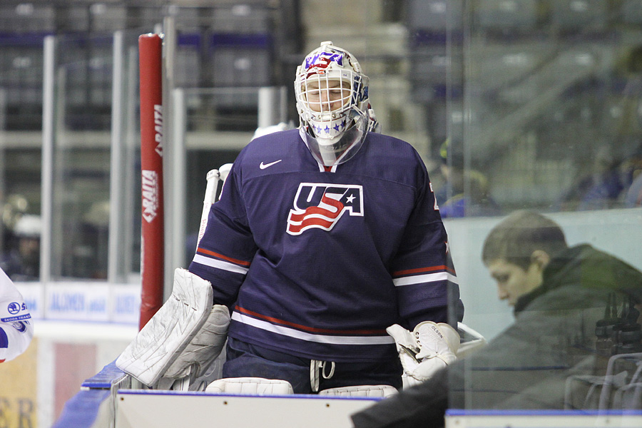 9.2.2012 - (USA U18-Tsekki U18)